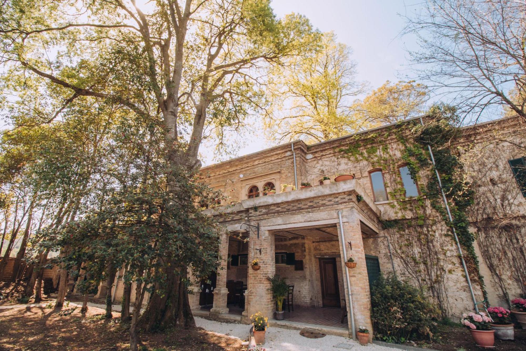 The Baron'S Estate Otel Torre de' Passeri Dış mekan fotoğraf